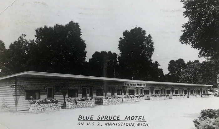 Blue Spruce Motel - POSTCARD PHOTO